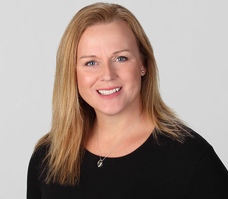 Sarah Oakum, PA-C - The Joint Replacement Institute