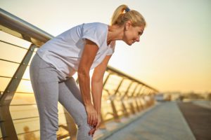 Woman with knee pain