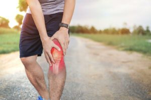 Causes of knee pain in athletes